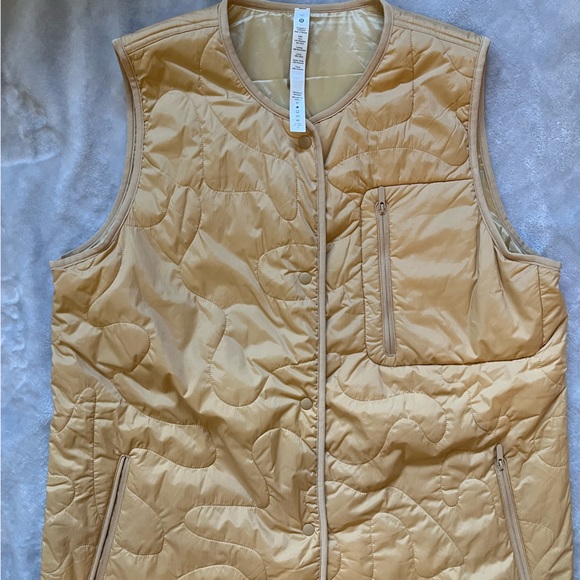 Lululemon Insulated Quilted Long Vest, W10 - Picture 5 of 15